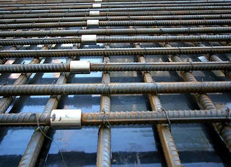 果洛为什么建楼房时，要在钢筋上加一排小圆环？原来作用这么大